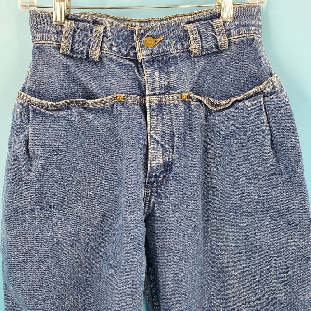 Vintage 90s Lee high waist medium wash cotton jeans 11/12 - Picture 7 of 10